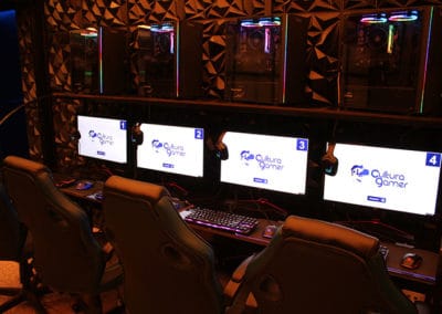 Centro gamer xbox ps5 Noticias de videojuegos zona gamer gaming lugar cómodo cod mobile fifa fortnite